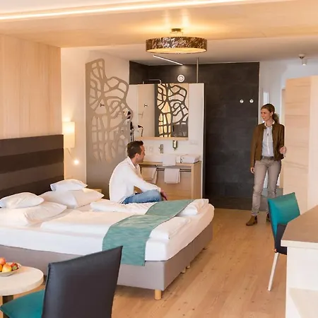 Thula Wellnesshotel Bayerischer Wald 酒店 4*