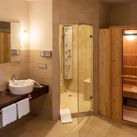 Thula Wellnesshotel Bayerischer Wald 4* Lalling